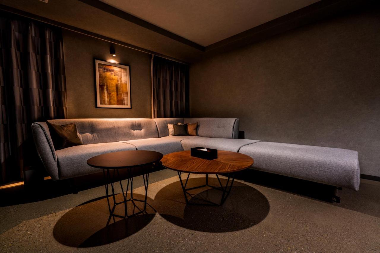 Randor Hotel Namba Osaka Suites Luaran gambar