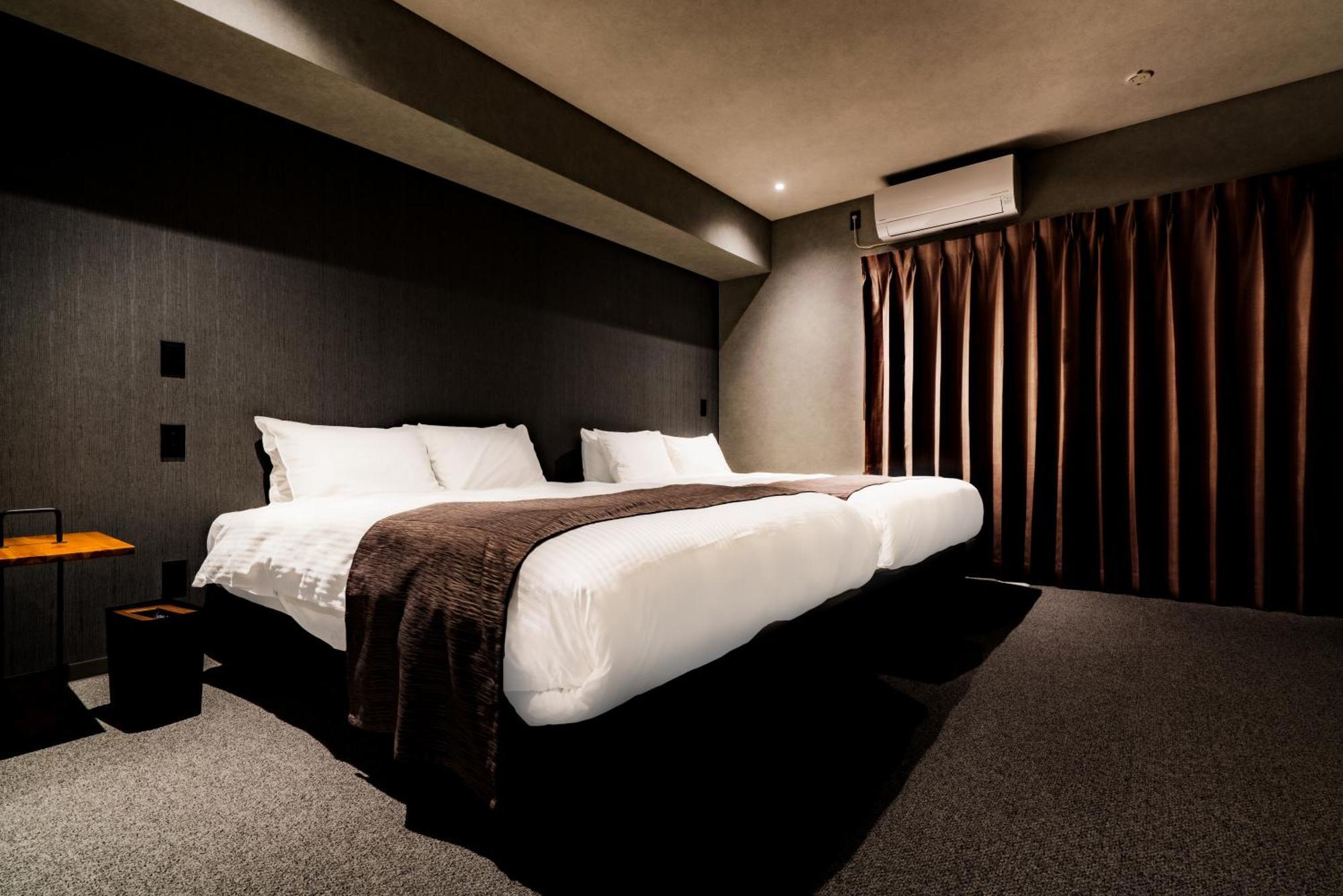 Randor Hotel Namba Osaka Suites Bilik gambar