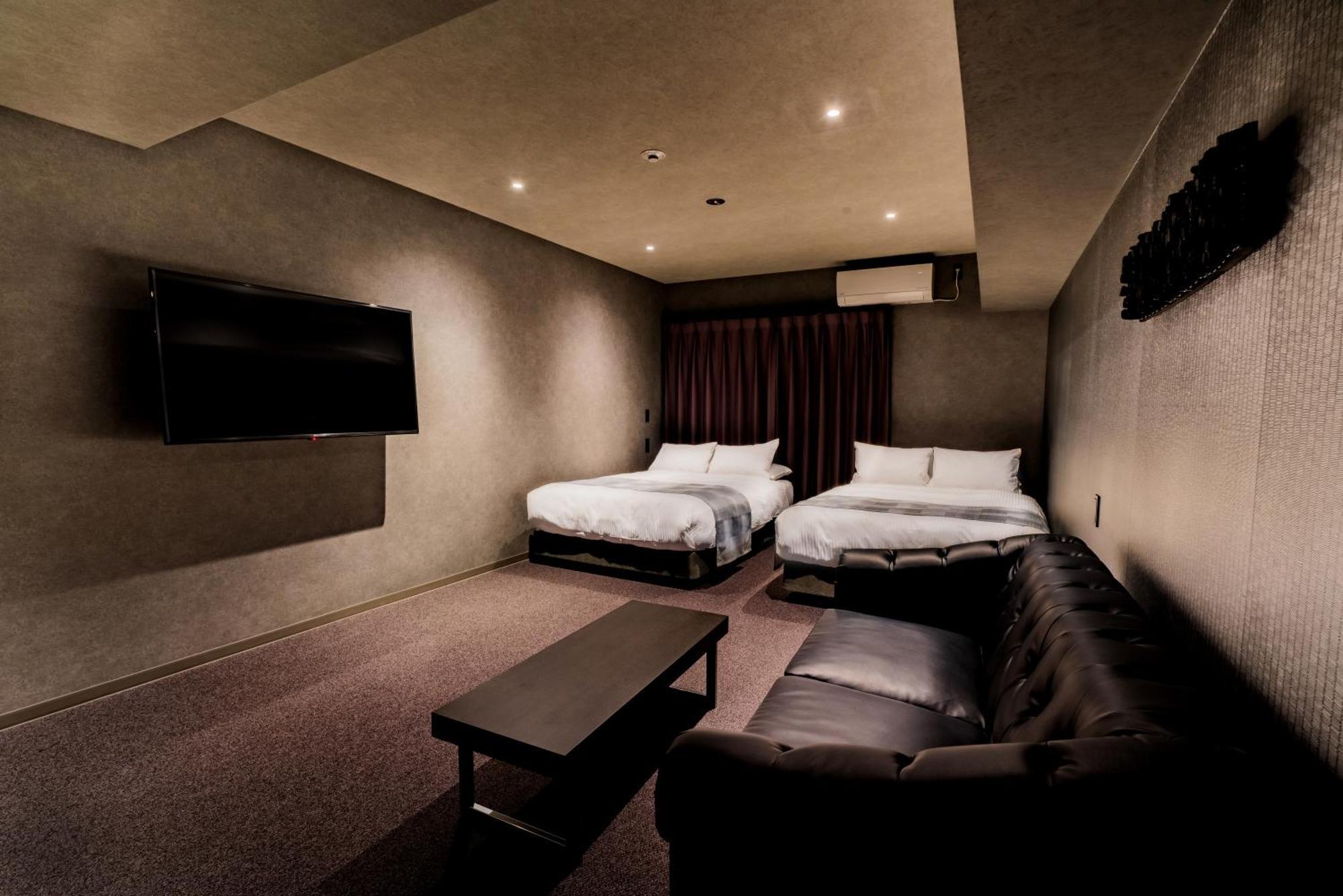 Randor Hotel Namba Osaka Suites Bilik gambar