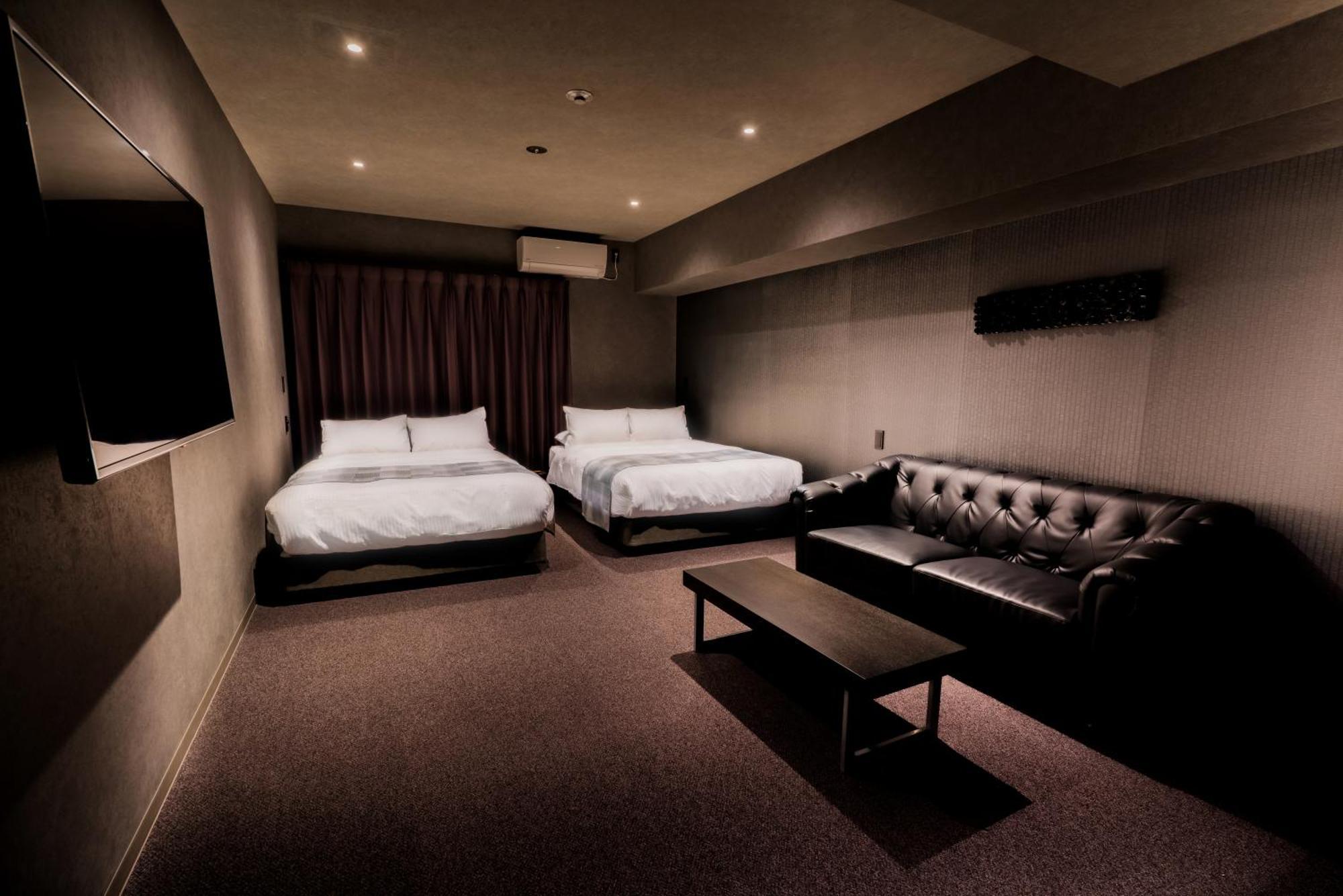 Randor Hotel Namba Osaka Suites Bilik gambar