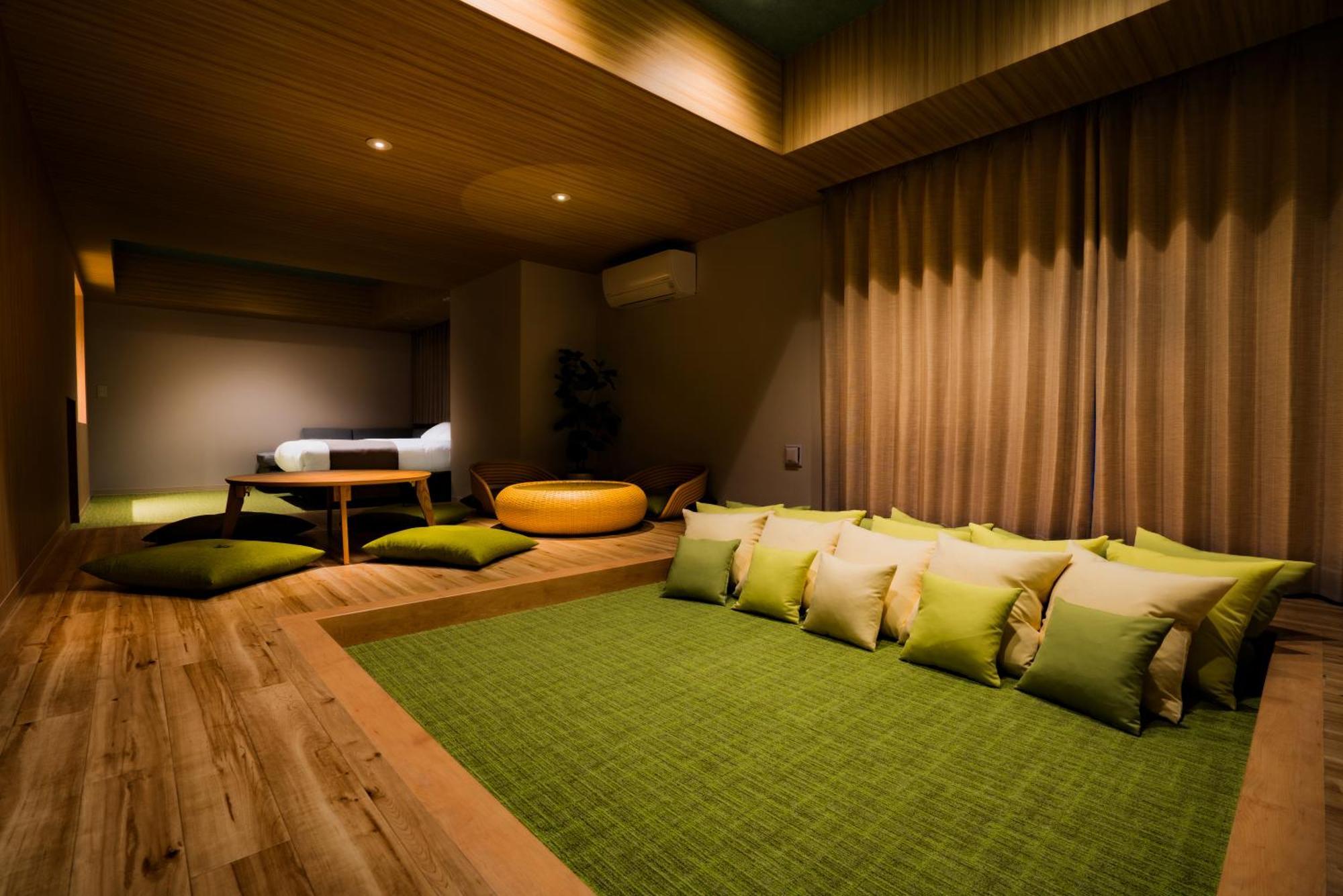 Randor Hotel Namba Osaka Suites Bilik gambar